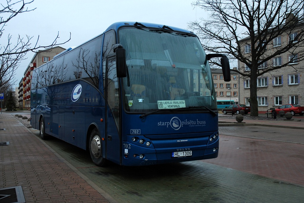 Volvo B12-60 / Berkhof Axial 50 #702