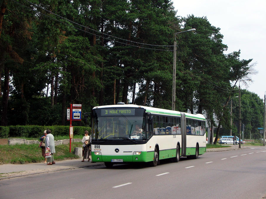 Mercedes-Benz O345G #898