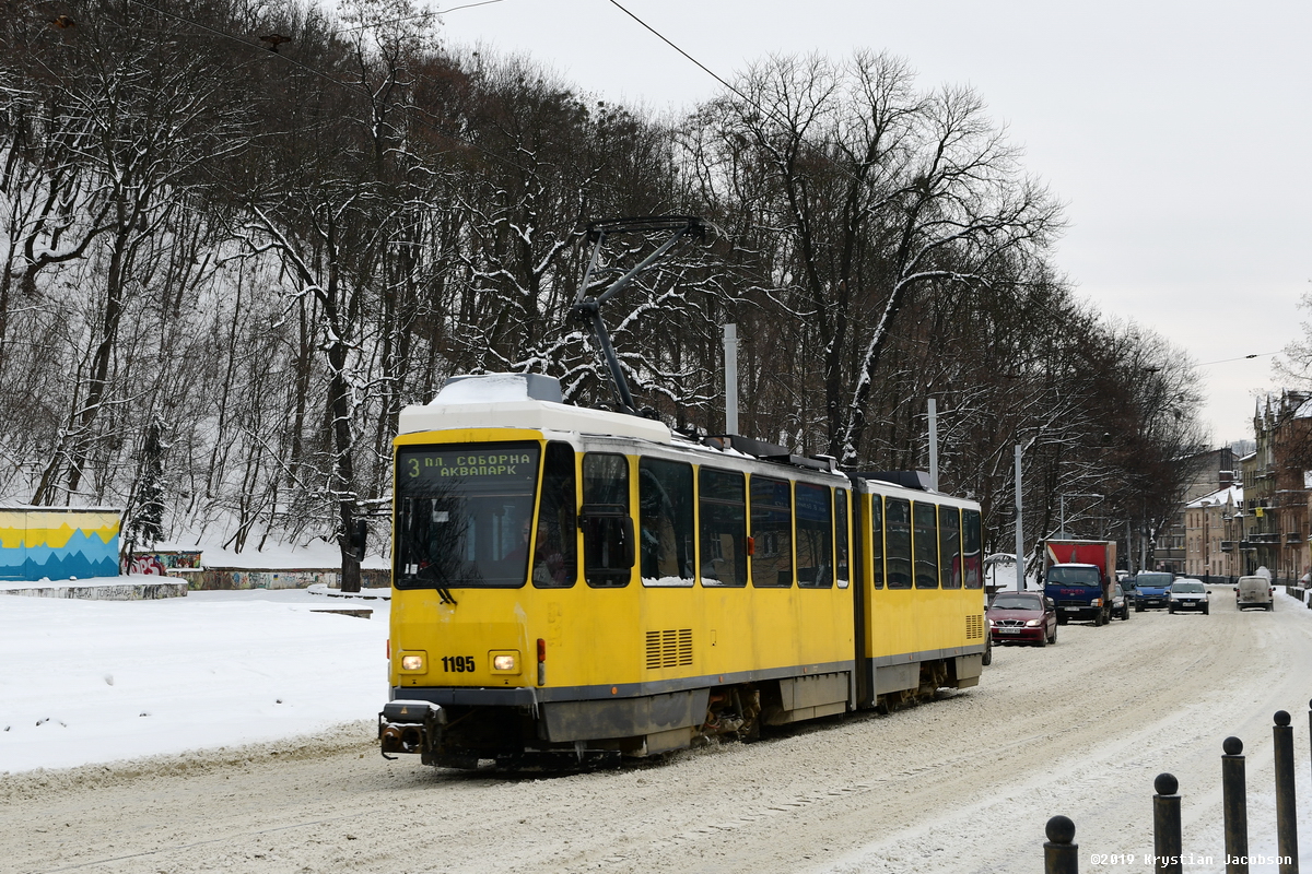 Tatra KT4DM #1195
