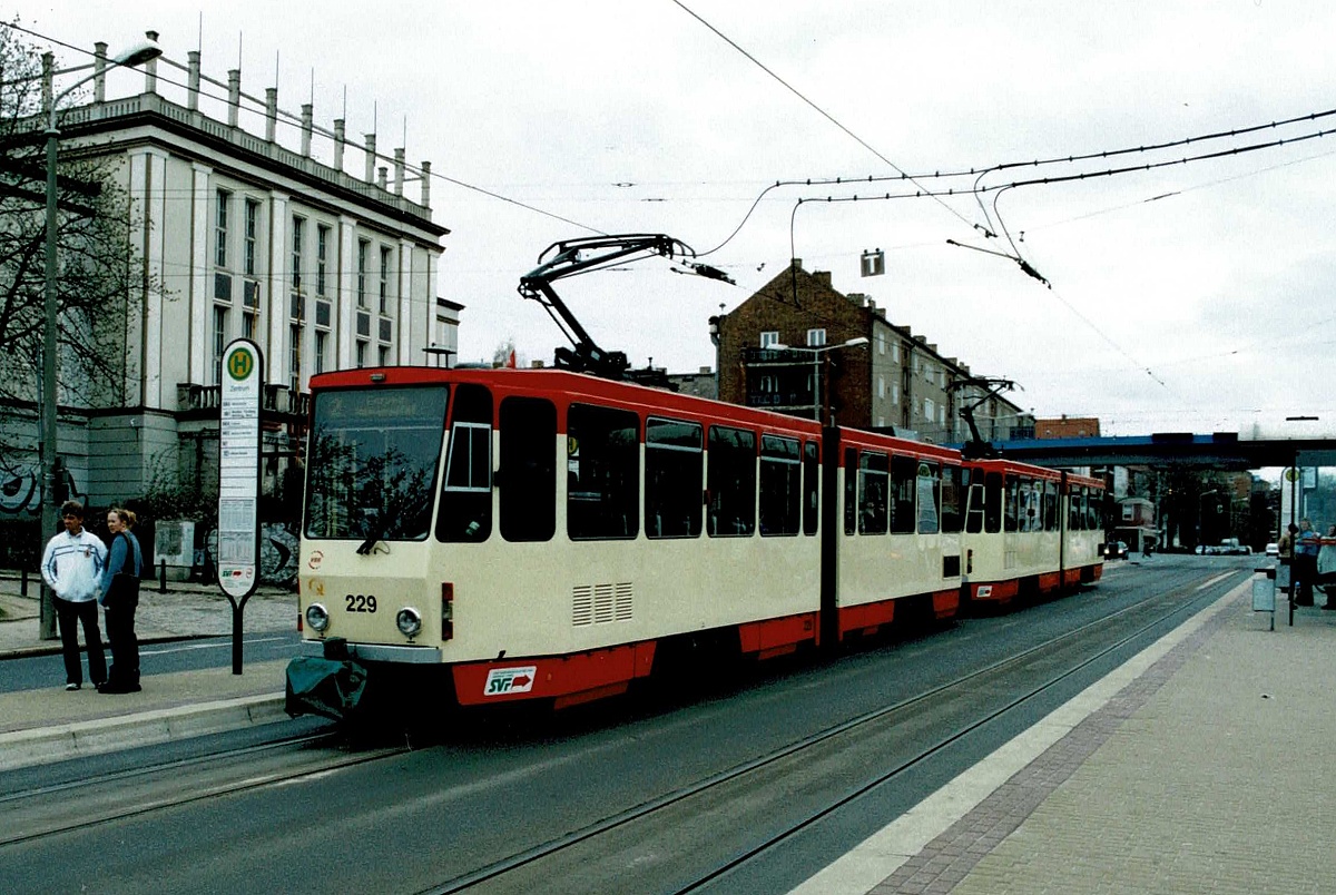 Tatra KT4D #229