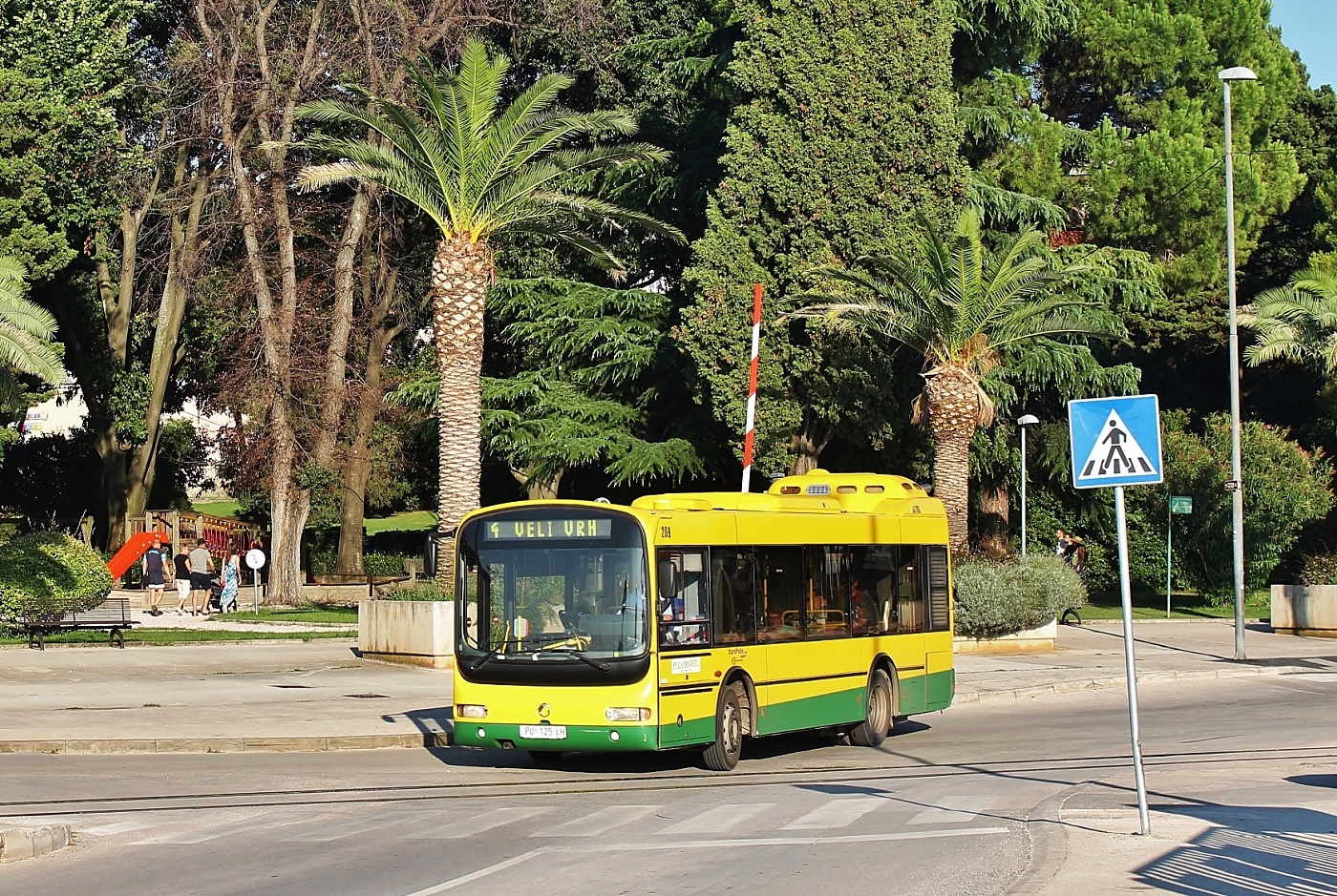 Irisbus 203E.9.26 Europolis #209