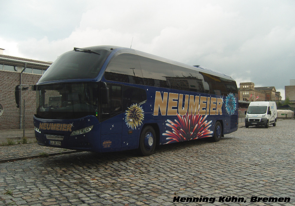 Neoplan N1216 HD #LA-DE 176