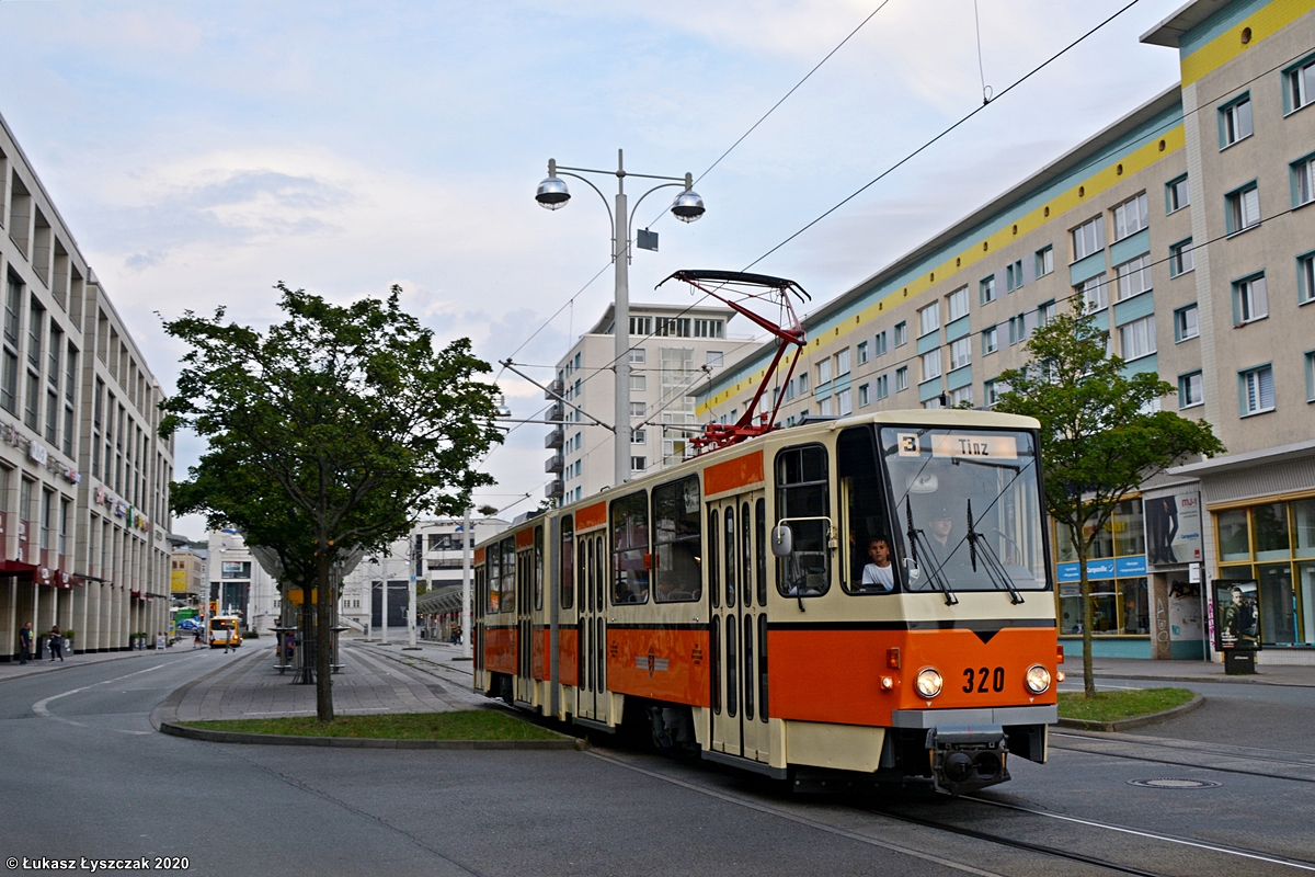 Tatra KT4D #320