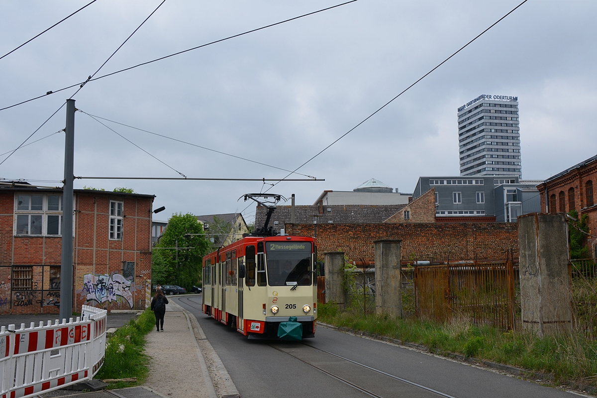 Tatra KT4DM #205