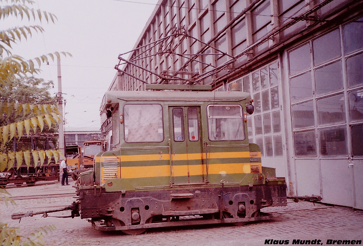 Steeple-cab locomotive #998A