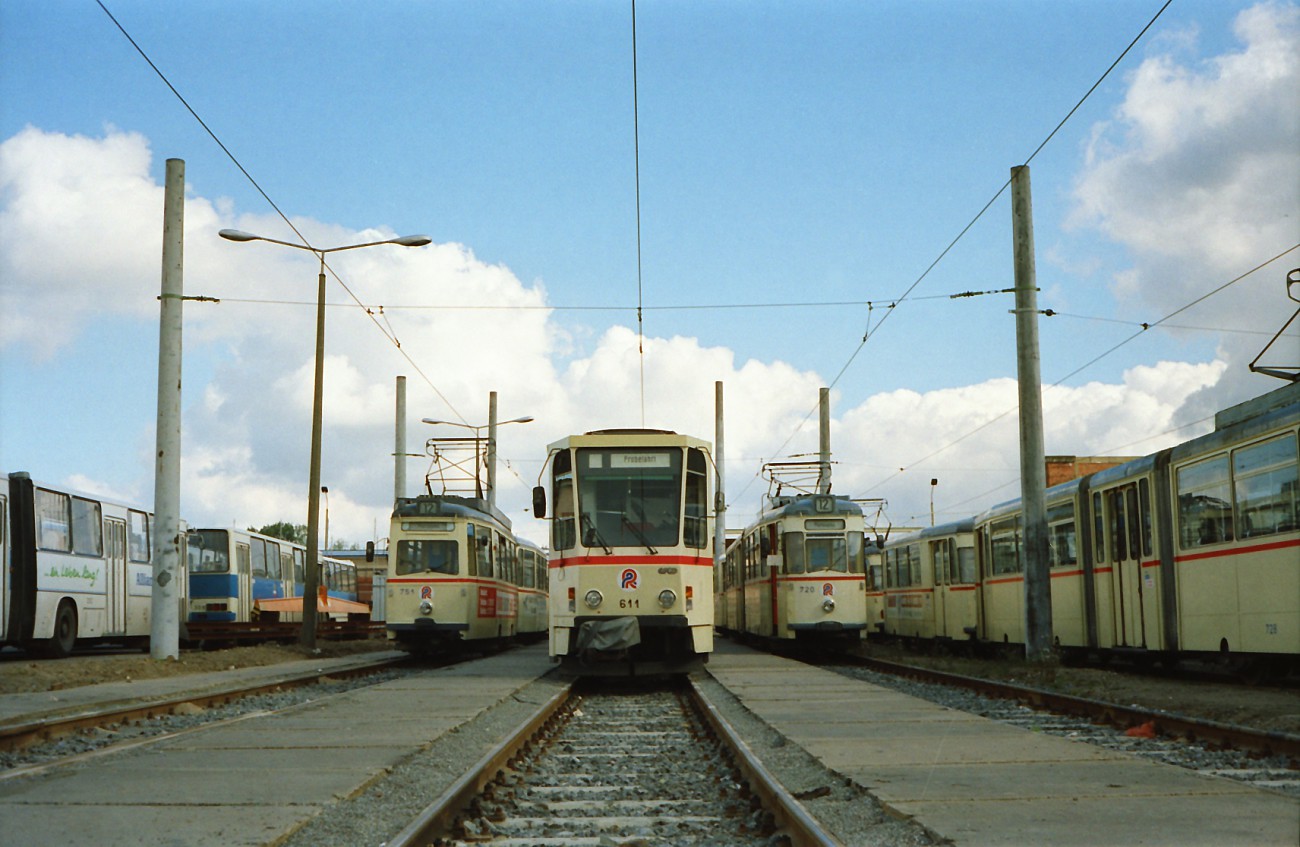 Tatra T6A2 #611