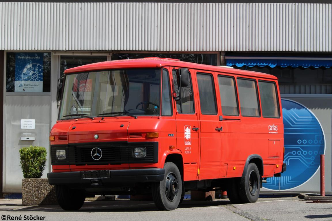 Mercedes-Benz 508 D #LEV-CV 555