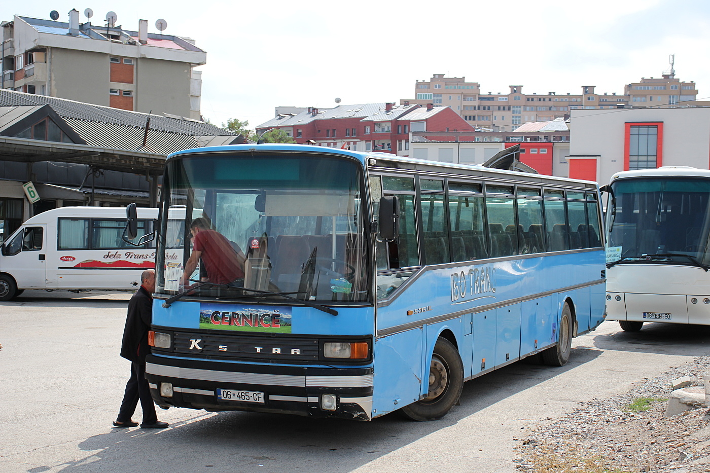 Setra S215 UL #06-465-CF