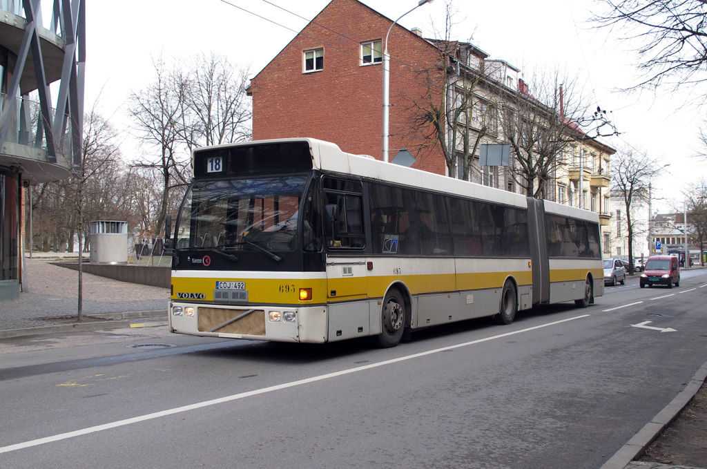 Volvo B10MA-55 / Berkhof Duvedec #693