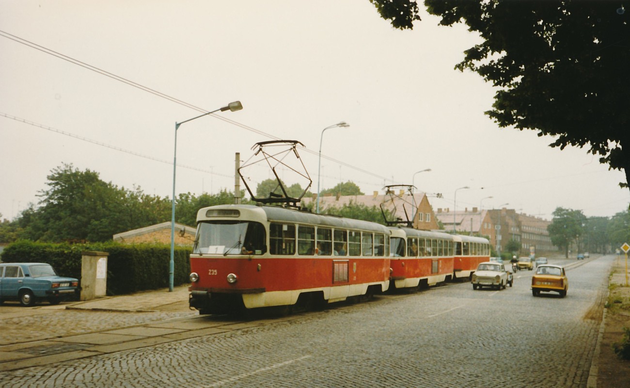 Tatra T3D #235