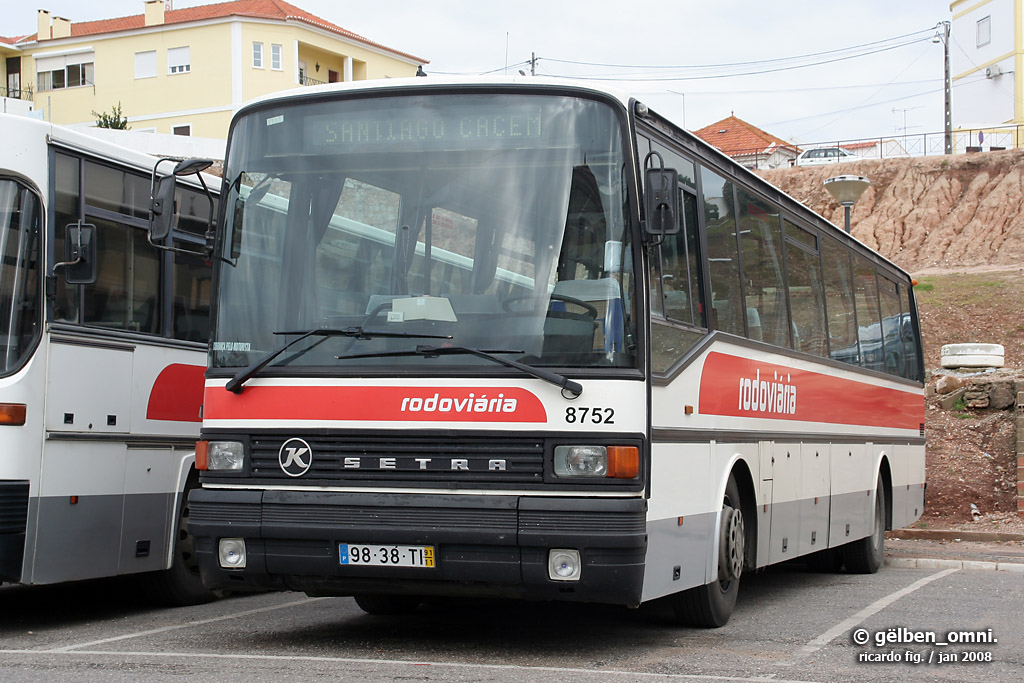 Setra S215 UL #8752